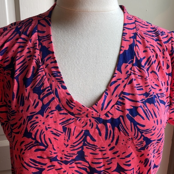 SALE any top priced under $15 can be 2 for $20 under $10 can be  3 for $20 - Picture 2 of 6